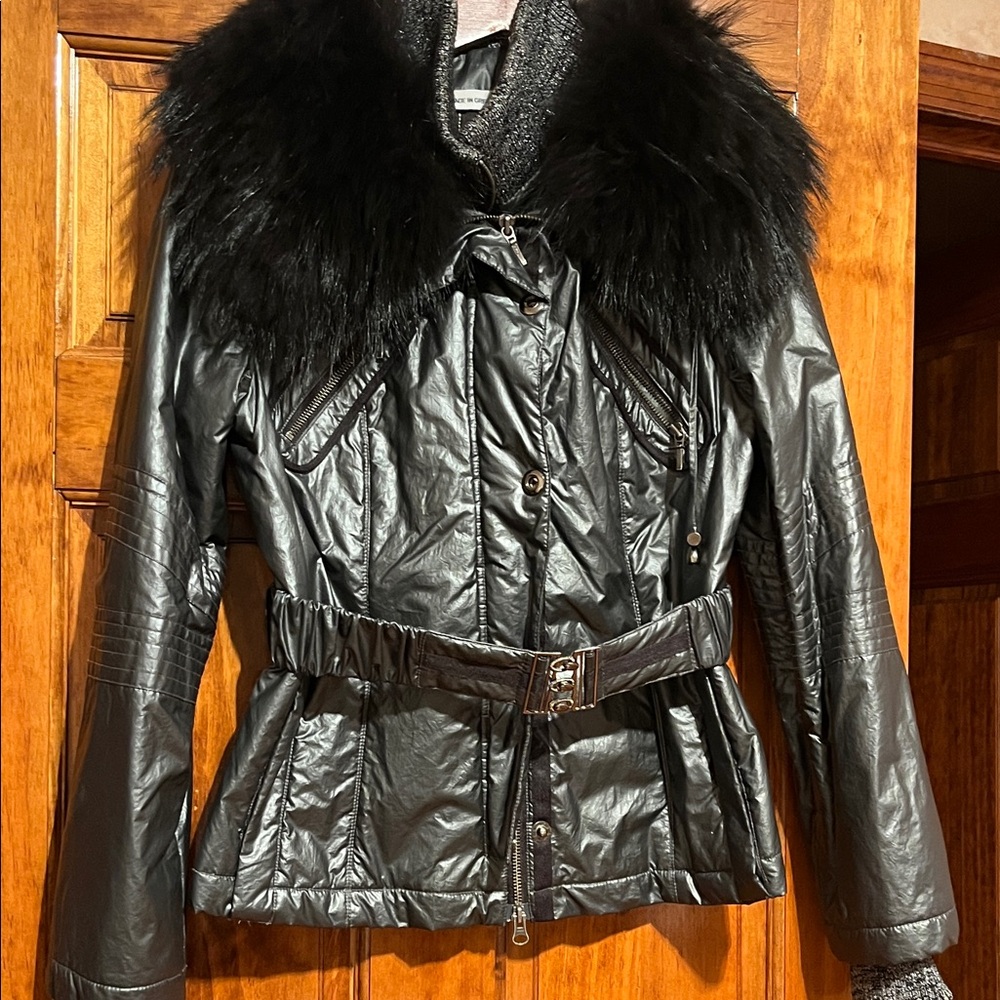 Women's Black Fur-Trimmed Jacket